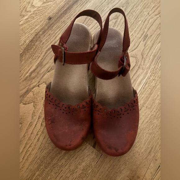 Dansko Marta Clog Red - Picture 2 of 7